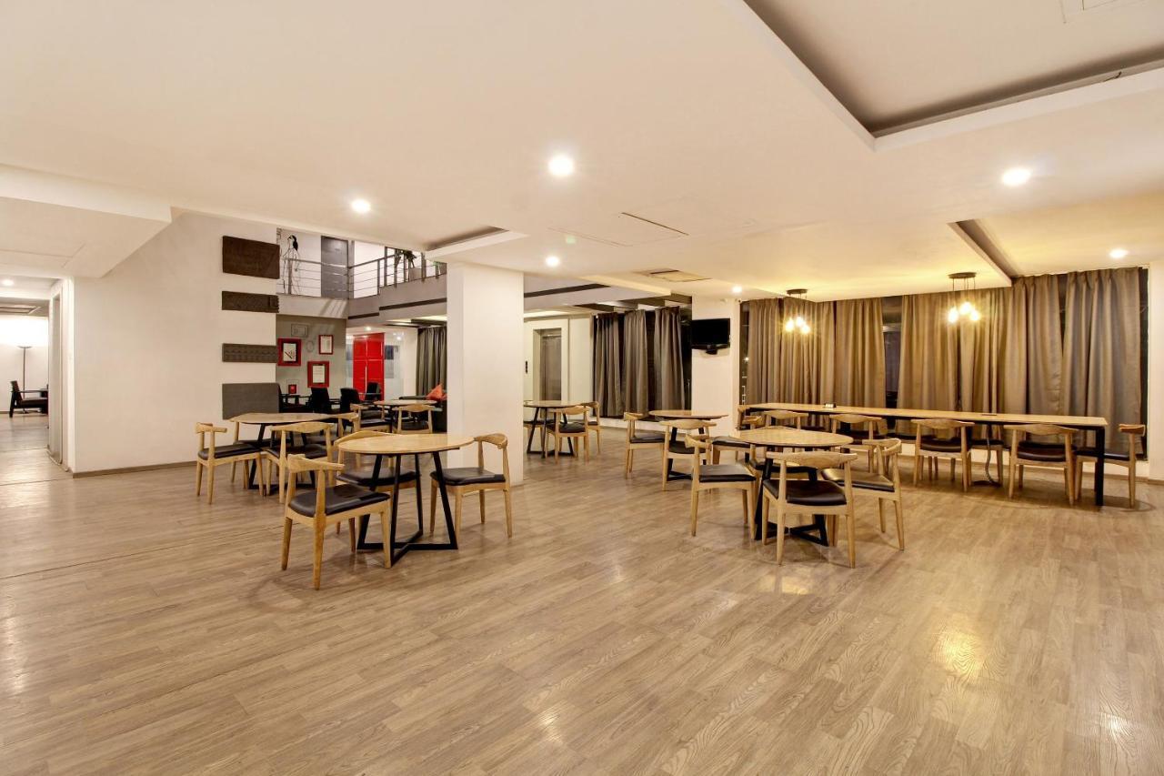 Oyo Townhouse 9 Hitech City Hyderabad Exterior foto