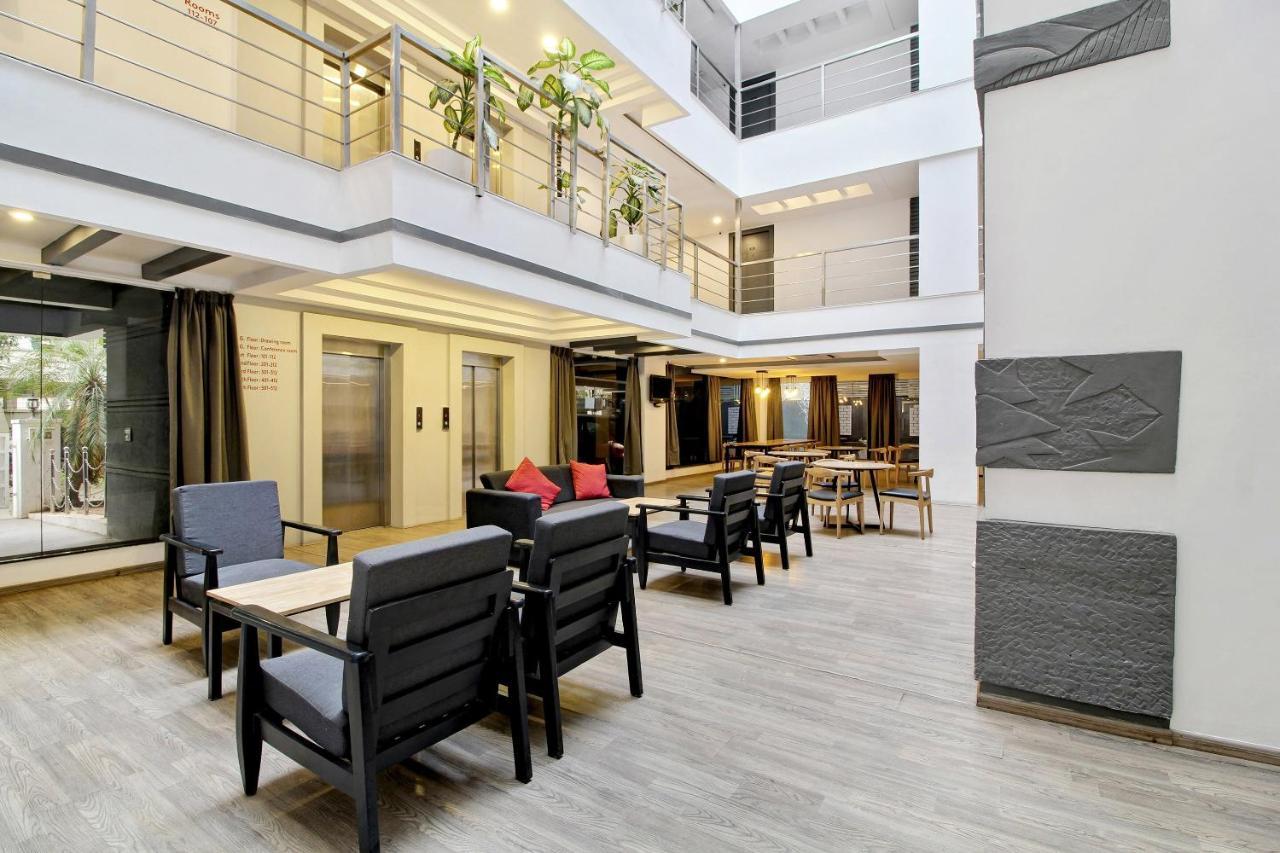 Oyo Townhouse 9 Hitech City Hyderabad Exterior foto